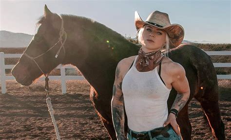 To talk about Bryan Francis, he is a certified <b>trainer</b> who currently runs a business called The Academy <b>Training</b> and Performance Center located in Sacramento. . Julia williamson horse trainer married